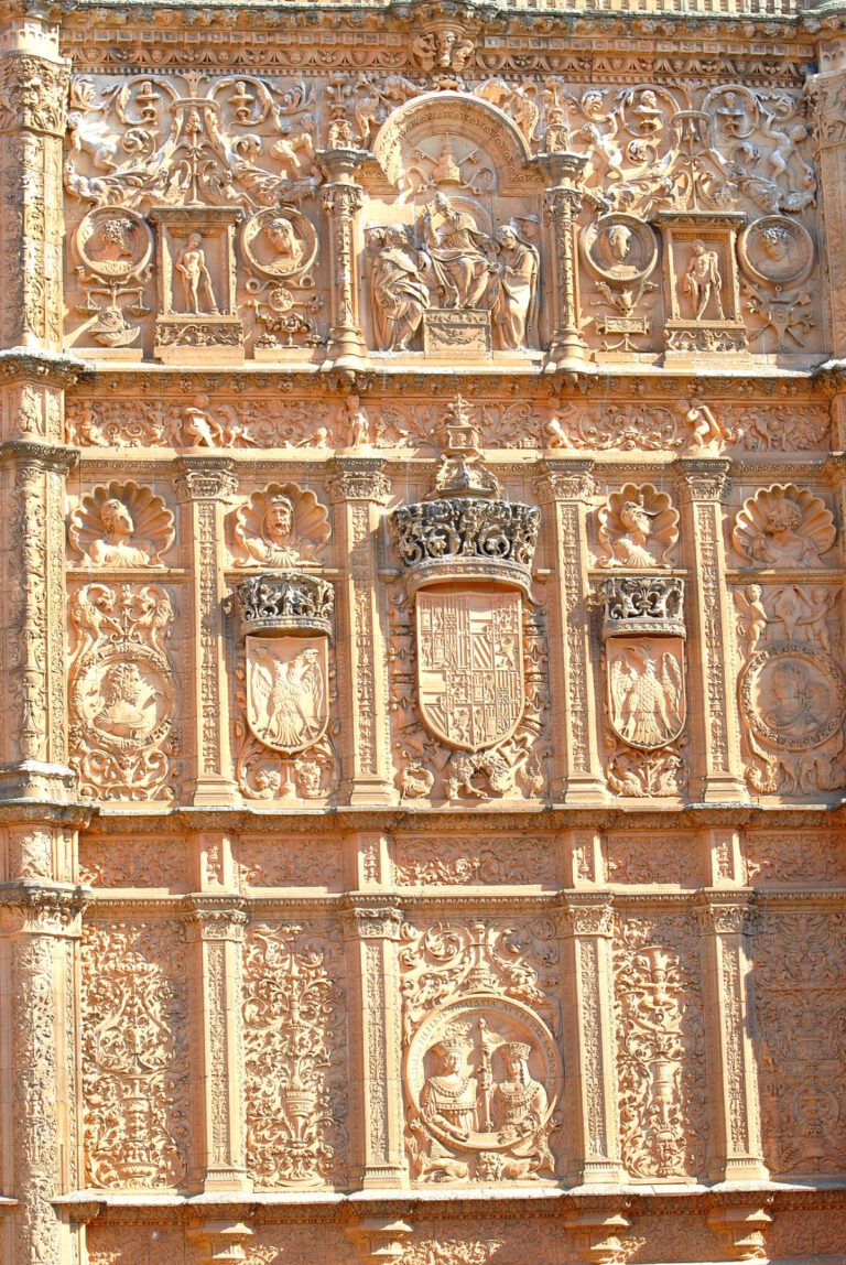 Fachada plateresca de la Universidad de Salamanca